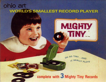世界最小のこども用レコードプレーヤー「マイティータイニー」のマグネット・ステッカー